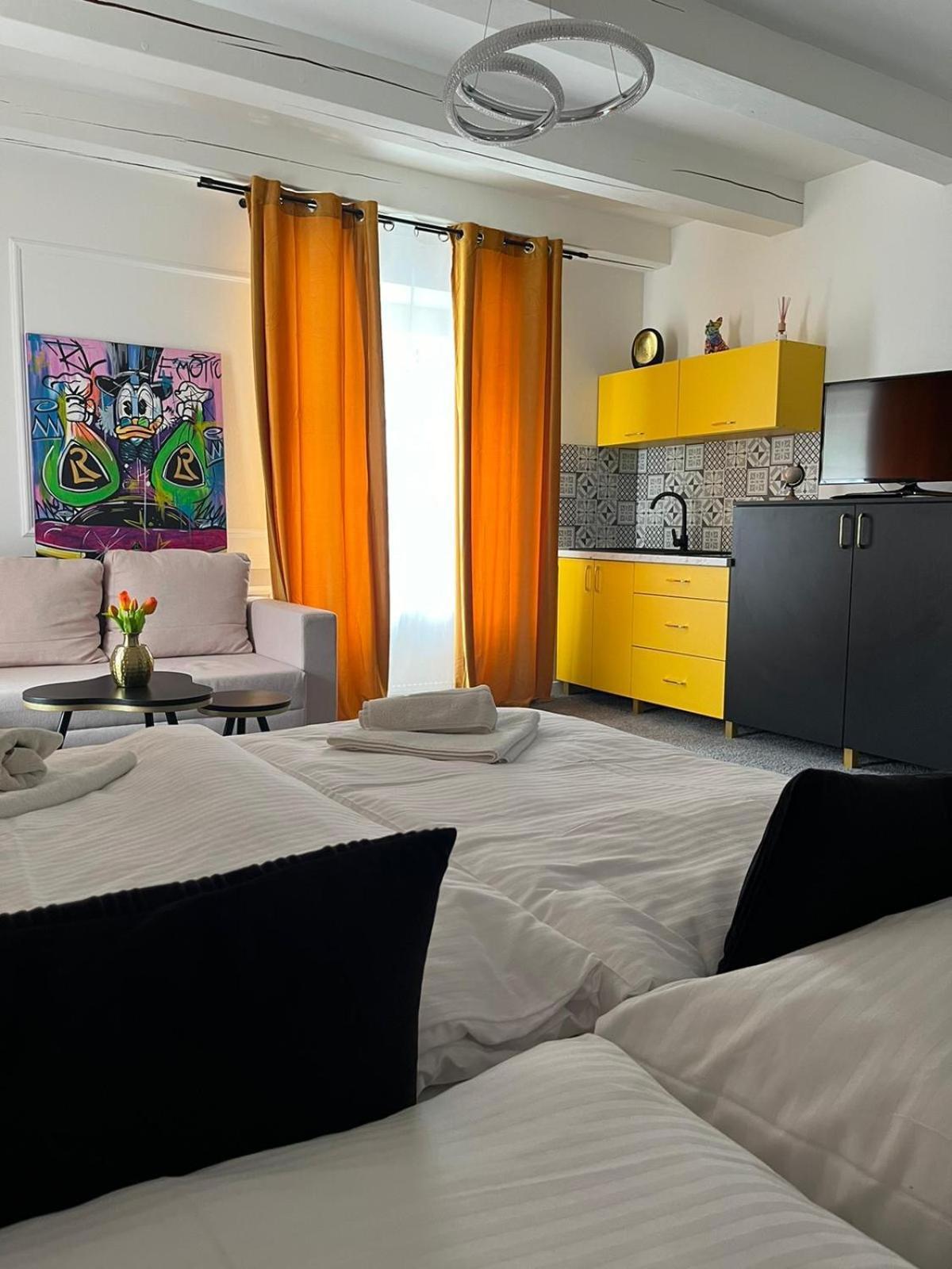 Boutique Hotel Posta Rl Oravsky Podzamok Exteriör bild